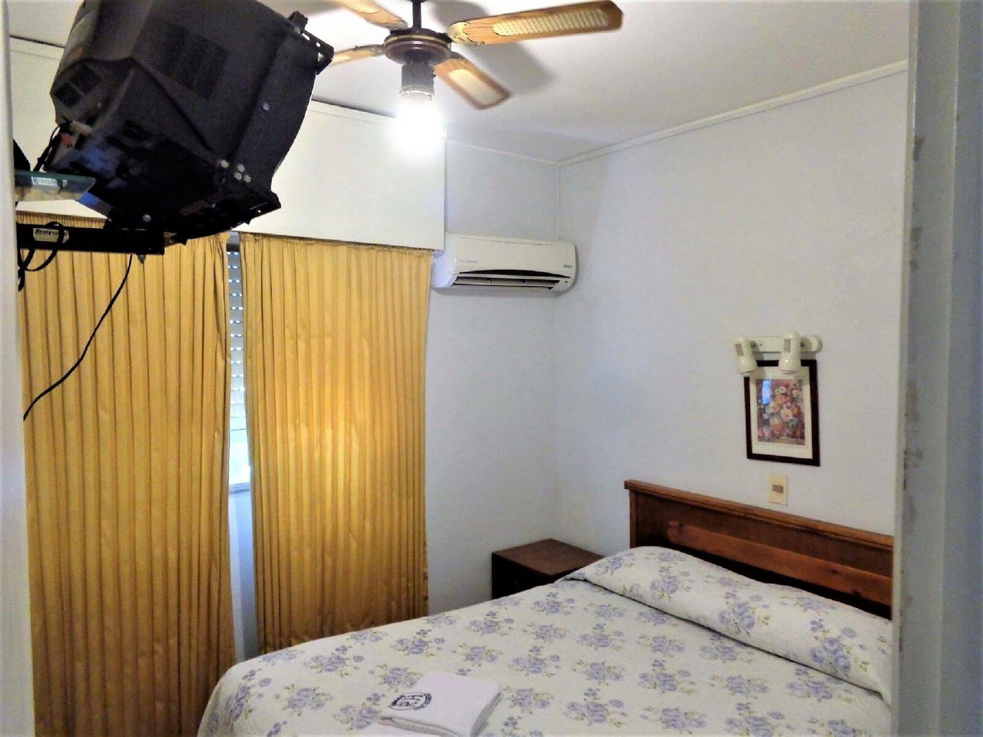 מונטווידאו Hotel Richmond מראה חיצוני תמונה