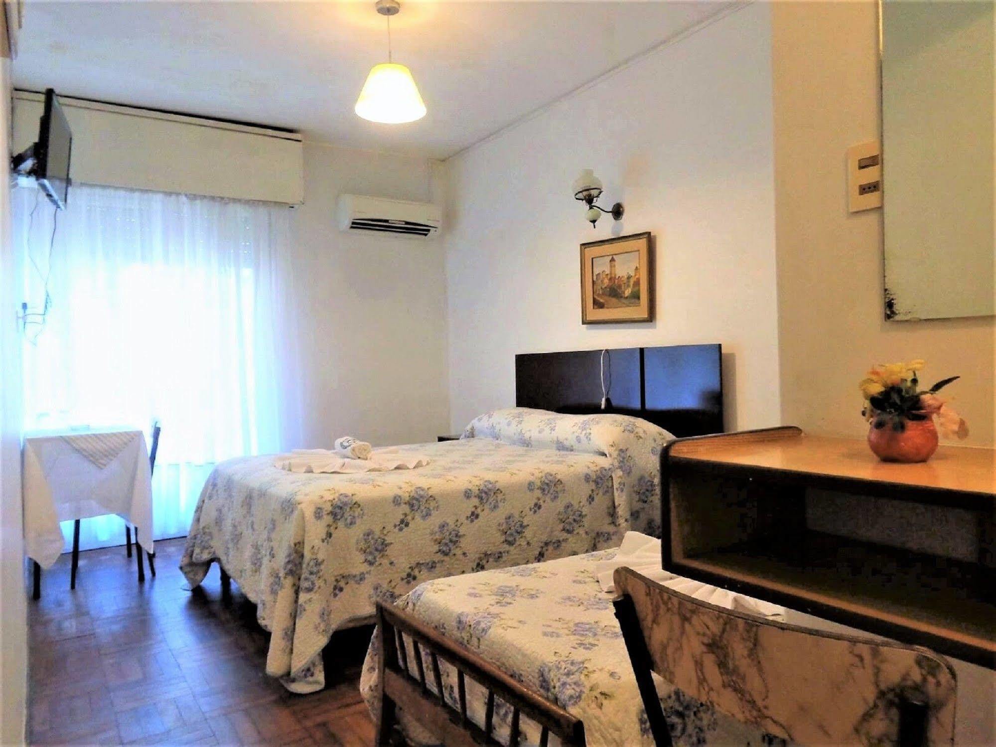 מונטווידאו Hotel Richmond מראה חיצוני תמונה