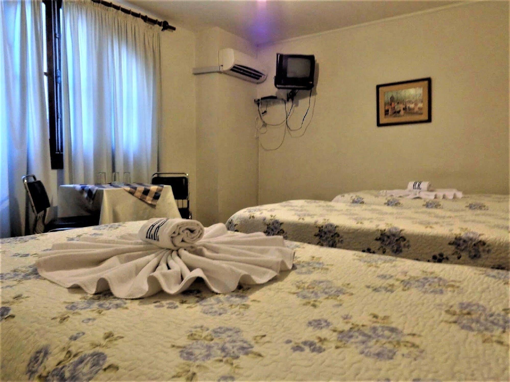 מונטווידאו Hotel Richmond מראה חיצוני תמונה